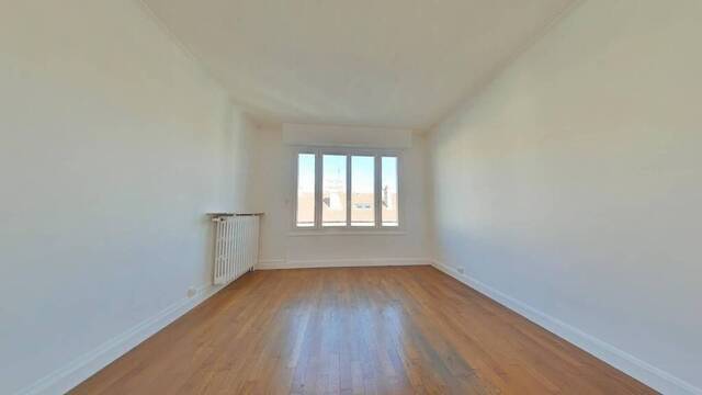 Rent Apartment 2 rooms 63 m² Saint-Étienne 42000