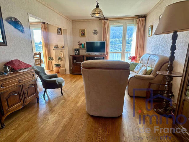 Sale Apartment 4 rooms 75.36 m² Saint-Étienne 42000