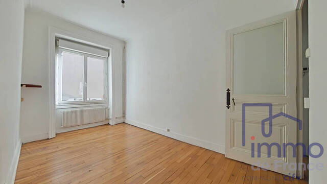 Sale Apartment 3 rooms 73.22 m² Saint-Étienne 42000