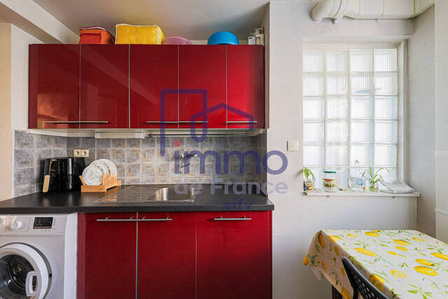 Sale Apartment 3 rooms 60 m² Grenoble 38000