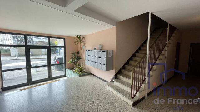 Sale Apartment 3 rooms 74.9 m² Saint-Étienne 42000