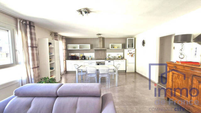 Sale Apartment 4 rooms 70.24 m² Saint-Étienne 42000