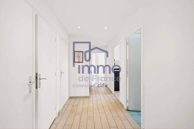 Sale Apartment 3 rooms 66 m² Vénissieux 69200