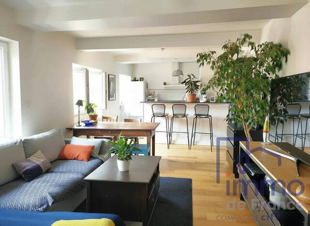 Sale Apartment duplex 4 rooms 87 m² Saint-Étienne 42000