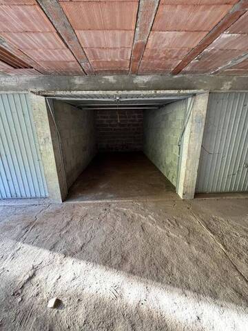 Rent Parking garage individuel Brives-Charensac 43700