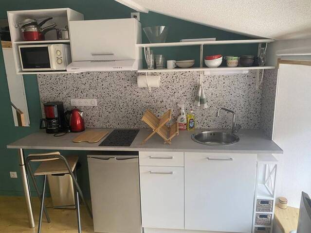 Rent Apartment 1 room 17 m² Le Puy-en-Velay 43000