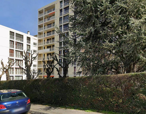 Location Parking garage individuel Saint-Étienne 42000 BELLEVUE