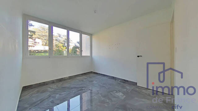 Vente Appartement 3 pièces 70.11 m² Saint-Étienne 42000