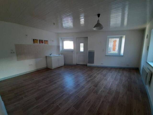 Location Maison de village 4 pièces 88 m² Périgneux 42380