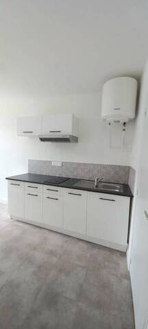 Rent Apartment 1 room 21 m² Montbrison 42600 Centre ville