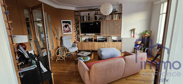 Sale Apartment 4 rooms 92.71 m² Le Puy-en-Velay 43000