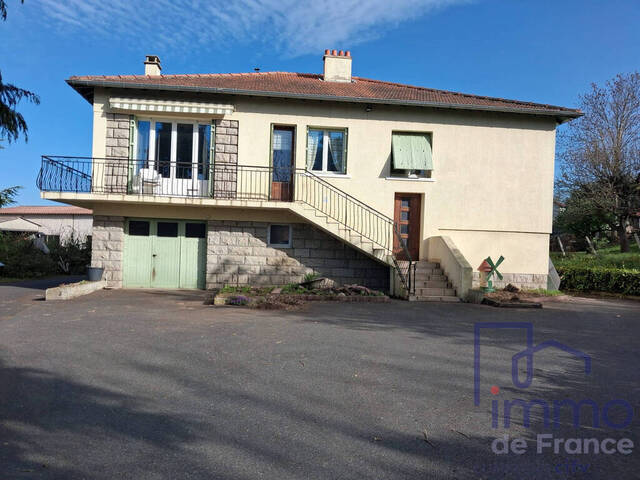 Vente Maison traditionnelle 6 pièces 116 m² Le Puy-en-Velay 43000