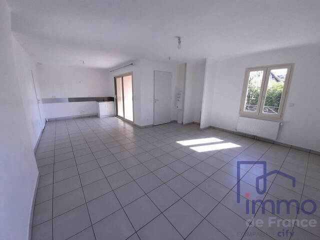 Sale Apartment 4 rooms 80.75 m² Montbrison 42600
