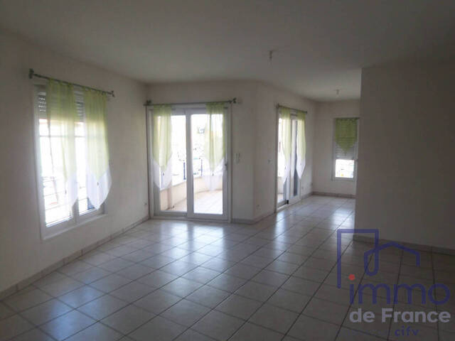 Sale Apartment 3 rooms 61.6 m² Montbrison 42600