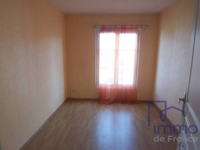 Sale Apartment 3 rooms 61.6 m² Montbrison 42600