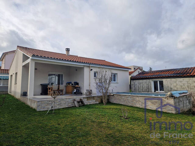 Sale House villa 4 rooms 120 m² Montbrison 42600