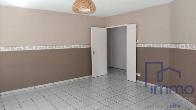 Sale Apartment 4 rooms 94 m² Saint-Étienne 42000
