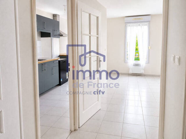 Sale Apartment 3 rooms 72.35 m² Pierre-Bénite 69310
