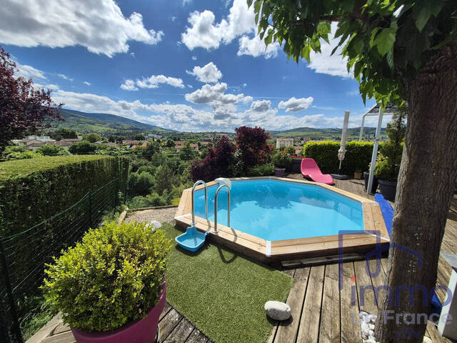 Sale House villa 6 rooms 151 m² Saint-Chamond 42400