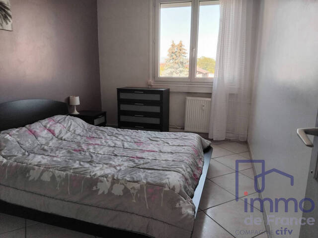 Vente Appartement 5 pièces 77.3 m² Sury-le-Comtal 42450