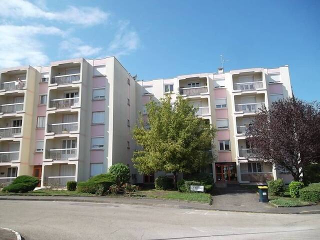 Location Appartement t4 73 m² Villars 42390 VILLARS