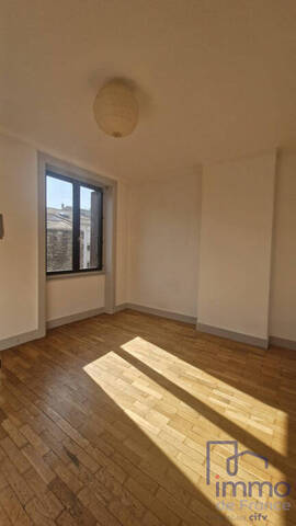 Vente Appartement 4 pièces 78 m² Saint-Étienne 42000