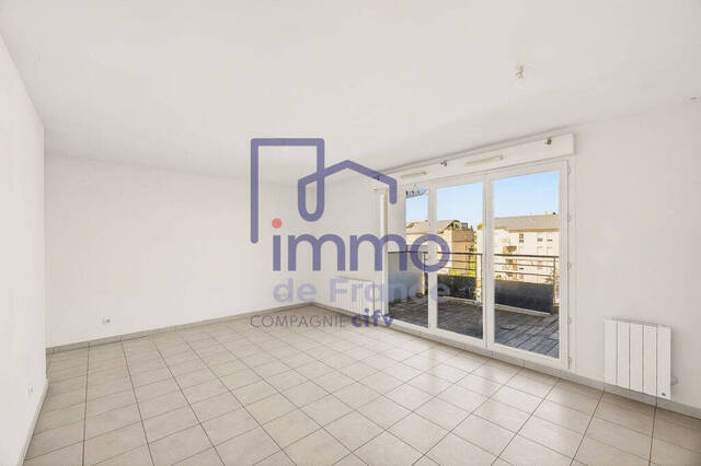 Vente Appartement 3 pièces 57 m² Décines-Charpieu 69150