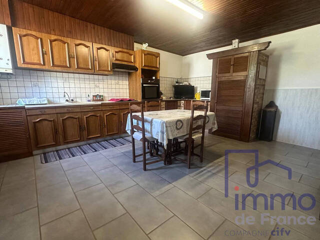 Vente Appartement 5 pièces 107.23 m² Saint-Étienne 42000