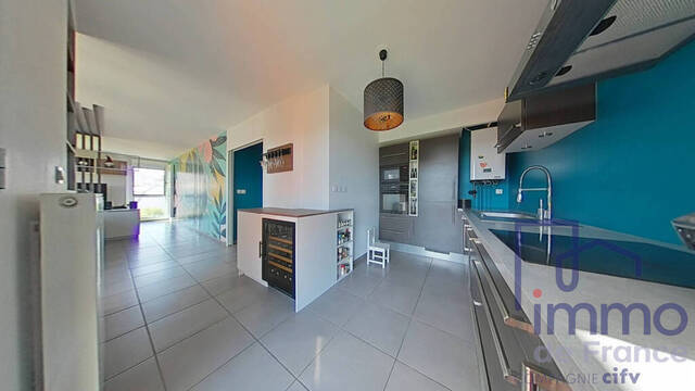 Vente Appartement 4 pièces 90 m² Saint-Étienne 42000