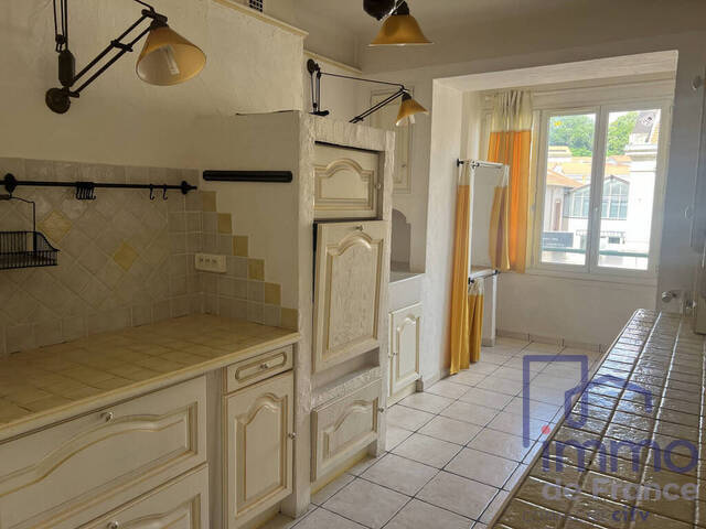 Vente Appartement 5 pièces 94.4 m² Saint-Étienne 42000