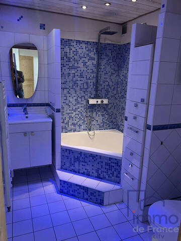 Vente Appartement 5 pièces 94.4 m² Saint-Étienne 42000