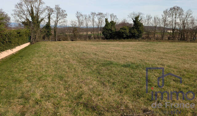 Vente Terrain constructible 1945 m² Montbrison 42600