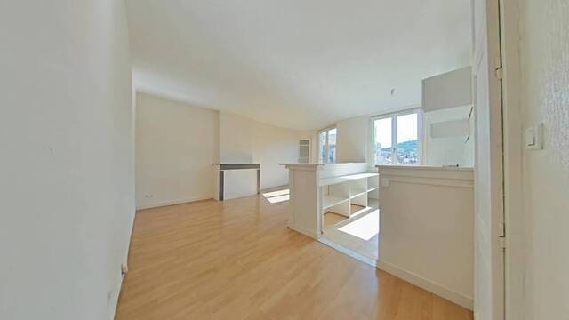 Location Appartement t3 64 m² Saint-Étienne 42000 HYPER CENTRE
