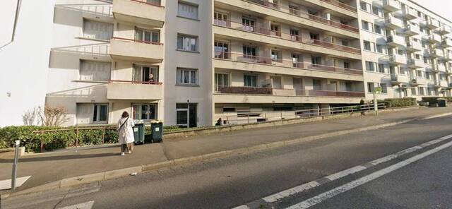 Location Parking externe Saint-Étienne 42000 SOLAURE