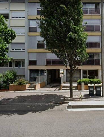 Location Parking Saint-Étienne 42000 BELLEVUE
