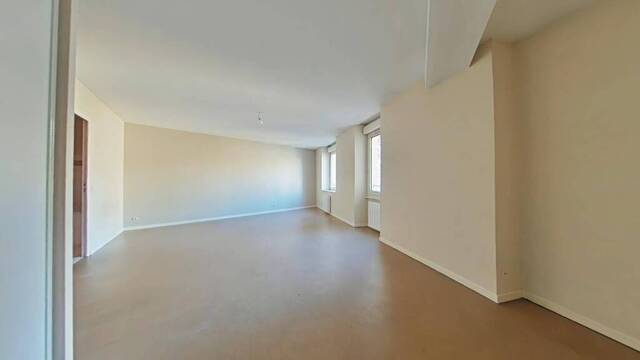 Location Appartement studio 1 pièce 36 m² Saint-Étienne 42000 SAINT ROCH - VALBENOITE