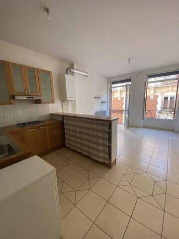 Location Appartement t3 48 m² Saint-Étienne 42000 HYPER CENTRE