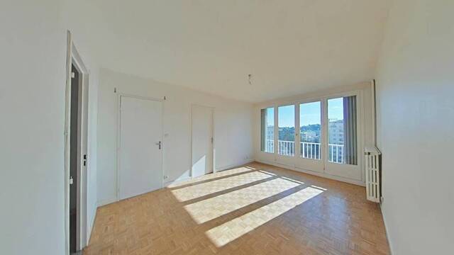 Location Appartement t2 47 m² Saint-Étienne 42000