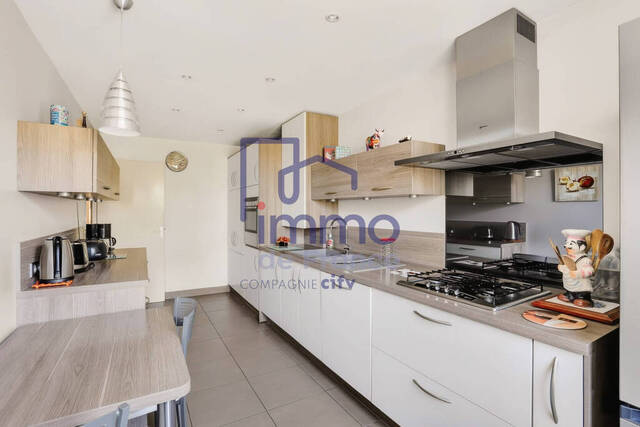 Vente Appartement 4 pièces 83 m² Lyon 8e Arrondissement 69008