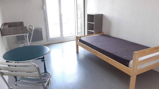 Location Appartement studio 1 pièce 16 m² Grenoble 38000