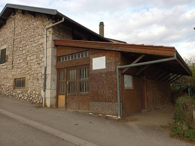 Location Local commercial Biviers 38330