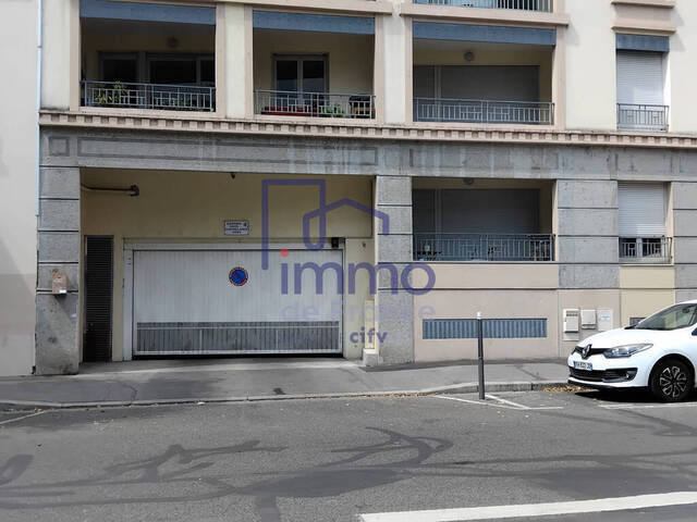 Vente Parking 14 m² Lyon 3e Arrondissement 69003