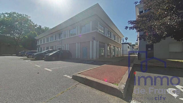 Vente Local commercial 107 m² Saint-Étienne 42000