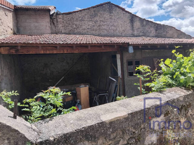 Vente Maison ancienne 3 pièces 68.4 m² Saint-Marcellin-en-Forez 42680