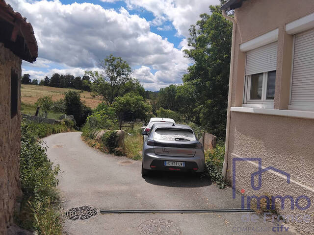 Vente Maison ancienne 3 pièces 68.4 m² Saint-Marcellin-en-Forez 42680