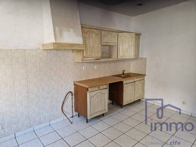 Vente Maison ancienne 3 pièces 68.4 m² Saint-Marcellin-en-Forez 42680