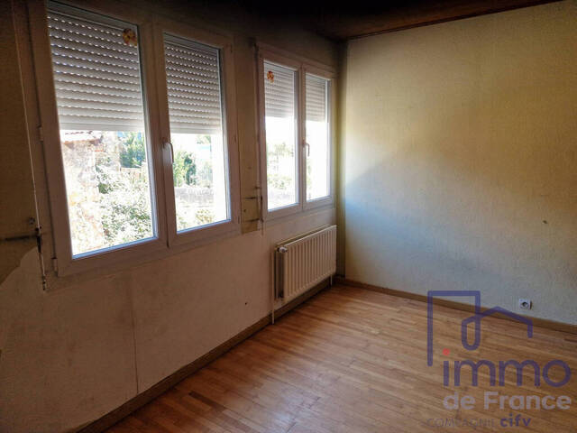 Vente Maison ancienne 3 pièces 68.4 m² Saint-Marcellin-en-Forez 42680