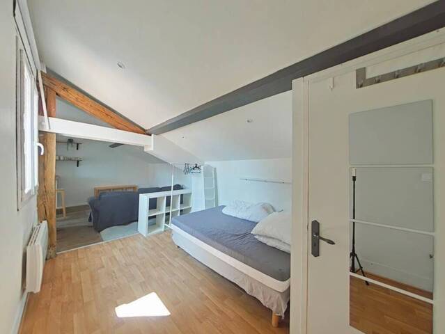 Location Appartement studio 1 pièce 24 m² Saint-Étienne 42000 CHATEAUCREUX