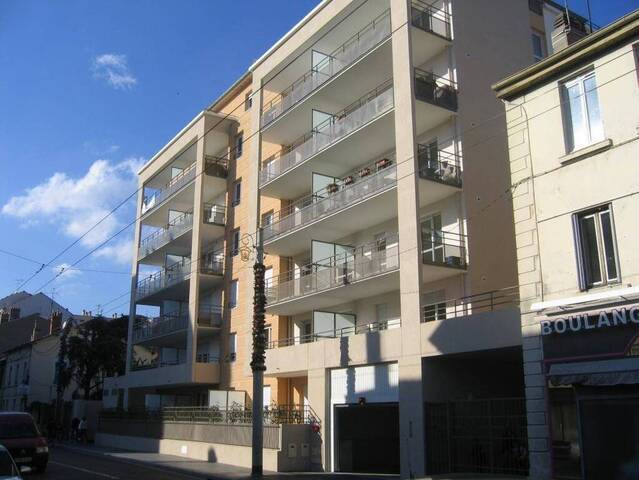 Location Appartement t2 43 m² Villeurbanne 69100