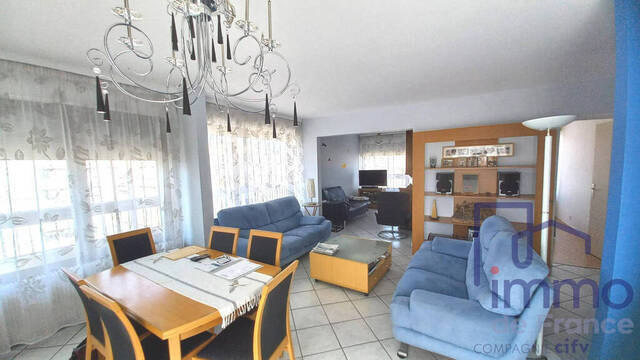 Vente Appartement 6 pièces 131 m² Saint-Étienne 42000